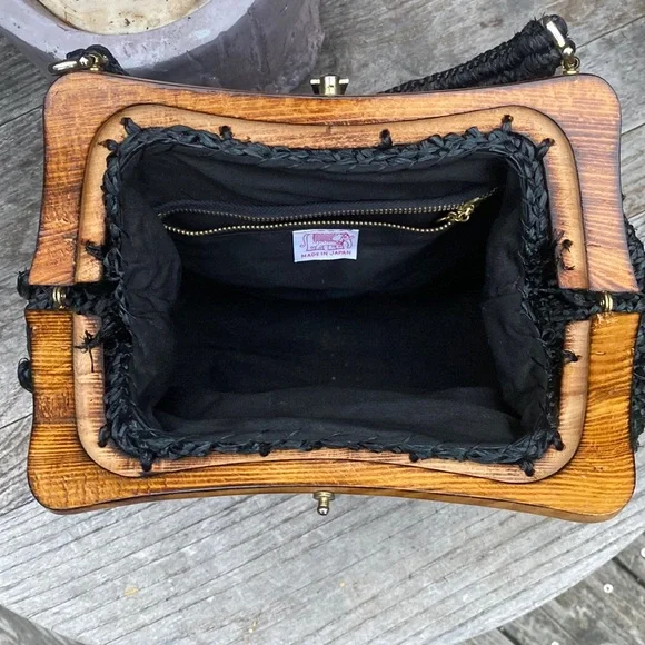 🕵️‍♂️HOST PICK👀 Japanese raffia  handbag w/ wooden angled frame Black - Picture 6 of 9